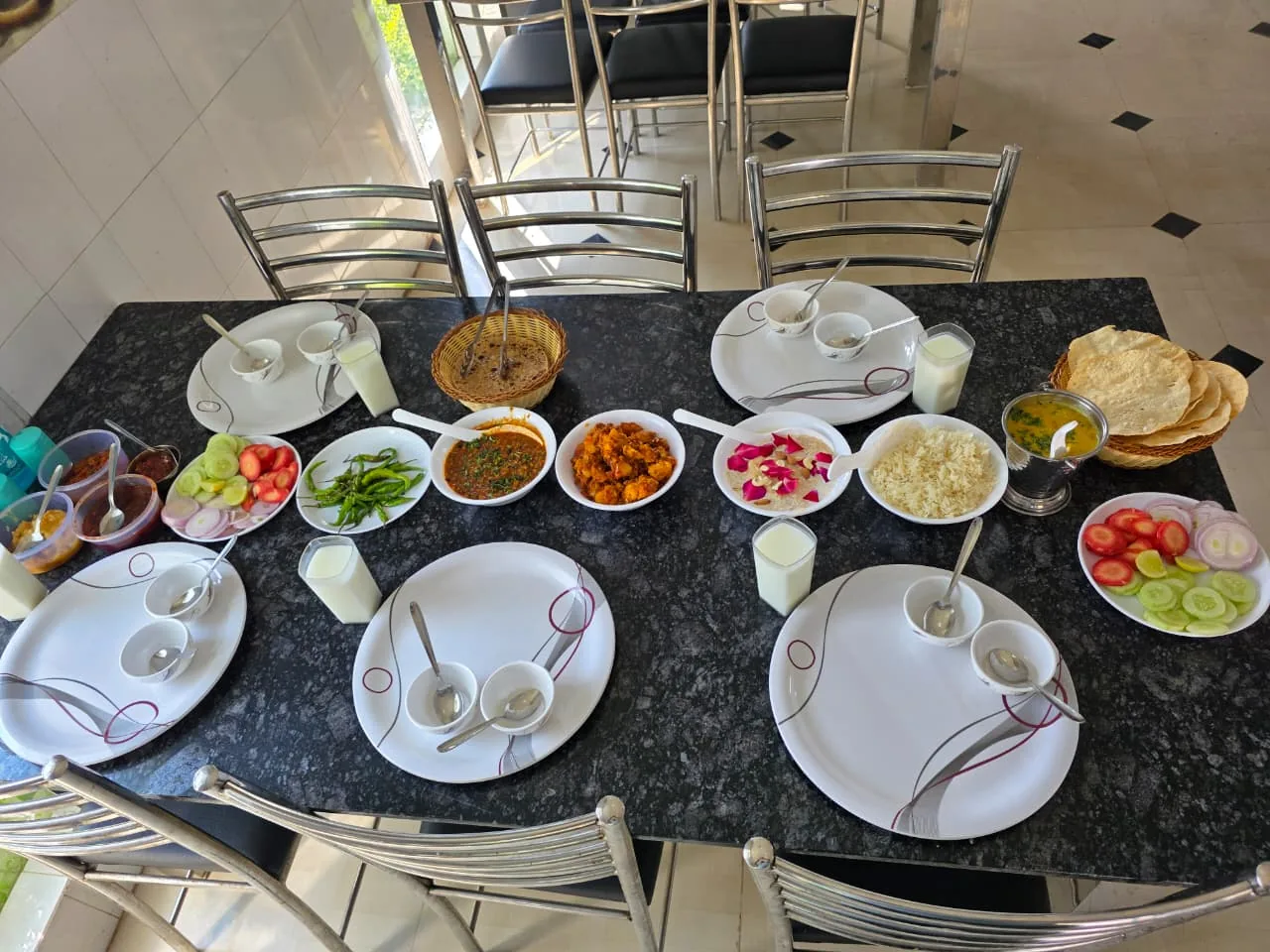 Patang Restaurant at Patang Family Resort near Sasan Gir